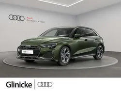Distriktgrün metallic Neu 2025 Audi A3 S-Line Limousine | 33.190 € (Guter Preis)