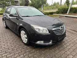 Schwarz Gebraucht 2010 Opel Insignia Kombi | 2.290 € (Guter Preis)