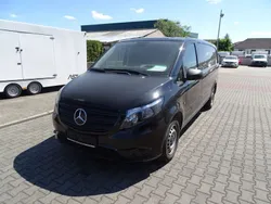 Schwarz Gebraucht 2021 Mercedes Vito Van / Kleinbus | 24.290 €