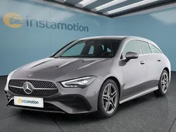 Grau Gebraucht 2024 Mercedes CLA200 Limousine | 34.499 € (Fairer Preis)