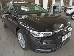 Schwarz Gebraucht 2023 VW Golf VIII Style Kombi | 31.450 € (Etwas zu teuer)