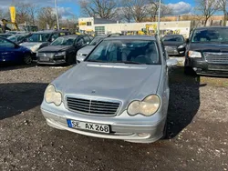 Silber Gebraucht 2002 Mercedes C180 Avantgarde Kombi | 700 € (Superpreis)