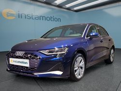 Blau Gebraucht 2024 Audi A3 Sportback Kleinwagen | 31.199 € (Guter Preis)