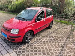 Grün Gebraucht 2010 Fiat Panda Dynamic Kleinwagen | 2.800 € (Fairer Preis)