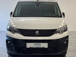 Weiß Gebraucht 2019 Peugeot Partner Van / Kleinbus | 9.900 € (Fairer Preis)