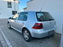 Silber Gebraucht 2001 VW Golf IV Limousine | 1.950 € (Fairer Preis)