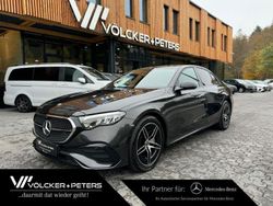Grau Gebraucht 2024 Mercedes E220 AMG Limousine | 54.790 €