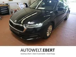 Schwarzmagic perleffekt Gebraucht 2022 Skoda Octavia Kombi | 24.690 € (Fairer Preis)