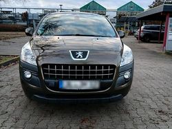 Braun Gebraucht 2009 Peugeot 3008 Limousine | 2.600 € (Guter Preis)