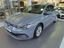 Grau Gebraucht 2022 VW Golf VIII Life Kombi | 19.980 € (Guter Preis)