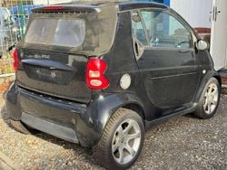 Schwarz Gebraucht 2006 Smart ForTwo Cabrio Pure Cabrio | 650 €