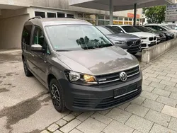 Mojavebeige Gebraucht 2019 VW Caddy Trendline Van / Kleinbus | 14.500 € (Fairer Preis)