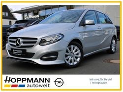 Silber Gebraucht 2016 Mercedes B180 Van / Kleinbus | 16.990 € (Fairer Preis)