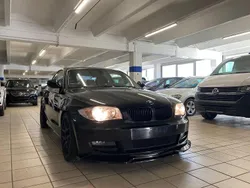 Schwarz Gebraucht 2011 BMW 120 M Sport Kleinwagen | 8.400 € (Fairer Preis)