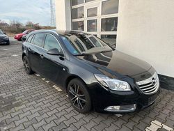 Schwarz Gebraucht 2013 Opel Insignia Innovation Kombi | 3.990 € (Etwas zu teuer)