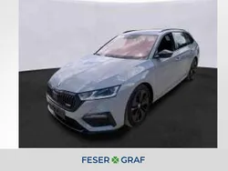 Grau Gebraucht 2021 Skoda Octavia RS Kombi | 23.450 € (Fairer Preis)