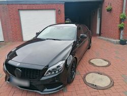 Schwarz Gebraucht 2017 Mercedes CLS350 AMG line Coupé | 35.555 €