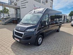 Lackierung grau graphito/metal Gebraucht 2022 Peugeot Boxer Premium Van | 25.990 €