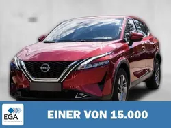 Rot metallic Gebraucht 2023 Nissan Qashqai Acenta SUV | 24.480 € (Fairer Preis)
