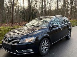 Schwarz Gebraucht 2011 VW Passat Comfortline Kombi | 4.599 € (Fairer Preis)