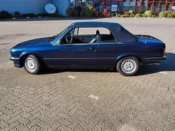 Blau Gebraucht 1989 BMW 320 Cabriolet Performance Cabrio | 22.850 €