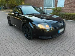 Schwarz Gebraucht 2002 Audi TT Roadster Design Cabrio | 3.900 € (Guter Preis)