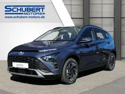Grau Gebraucht 2024 Hyundai Bayon Trend SUV | 18.450 €