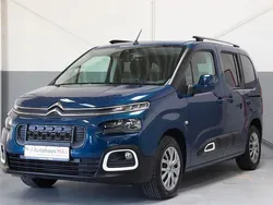 Blau Gebraucht 2019 Citroën Berlingo Shine Van / Kleinbus | 21.990 € (Etwas zu teuer)