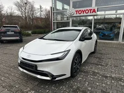 Weiß Gebraucht 2023 Toyota Prius Plug-in Hybrid Executive Kleinwagen | 37.580 € (Fairer Preis)