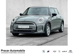 Grau Gebraucht 2022 Mini Cooper Essential Kleinwagen | 20.790 € (Fairer Preis)