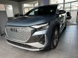Geysirblau metallic Gebraucht 2023 Audi Q4 Sportback e-tron S-Line SUV | 35.795 € (Guter Preis)