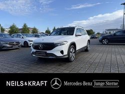 Weiß Gebraucht 2024 Mercedes EQB300 Progressive SUV | 35.970 € (Etwas zu teuer)
