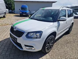 Weiß Gebraucht 2016 Skoda Yeti Joy SUV | 9.800 € (Guter Preis)