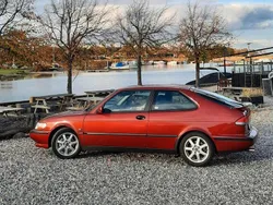 Rot Gebraucht 1997 Saab 900 Kleinwagen | 3.600 €
