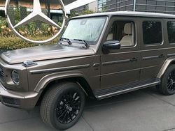 Grau Gebraucht 2023 Mercedes G500 SUV | 150.000 € (Guter Preis)