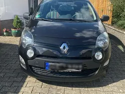 Schwarz Gebraucht 2013 Renault Twingo Kleinwagen | 3.300 €