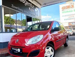 Rot Gebraucht 2010 Renault Twingo Kleinwagen | 3.490 € (Fairer Preis)