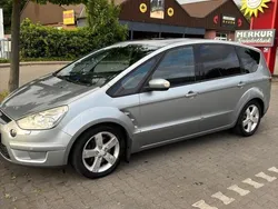 Silber Gebraucht 2008 Ford S-MAX S Van / Kleinbus | 4.500 €