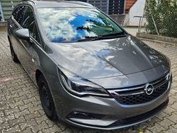Grau Gebraucht 2017 Opel Astra Active Kombi | 12.499 € (Fairer Preis)
