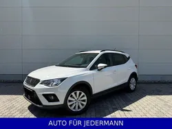 Weiß Gebraucht 2018 Seat Arona Style SUV | 11.680 € (Fairer Preis)