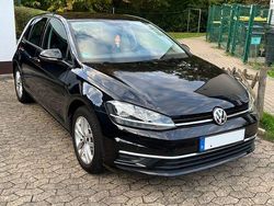 Schwarz Gebraucht 2017 VW Golf VII Comfortline Limousine | 14.500 € (Fairer Preis)