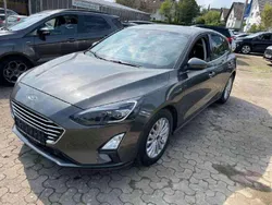 Magneticgrau (metallic) Gebraucht 2021 Ford Focus Titanium Limousine | 24.500 €