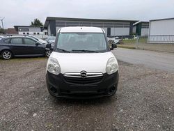 Weiß Gebraucht 2012 Opel Combo Van / Kleinbus | 5.100 €