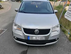 Silber Gebraucht 2009 VW Touran Van / Kleinbus | 3.000 € (Fairer Preis)
