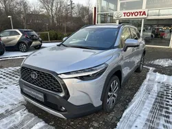 Shimmering silber metallic Gebraucht 2025 Toyota Corolla Cross SUV | 38.890 € (Fairer Preis)