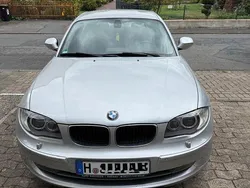 Schwarz Gebraucht 2010 BMW 118 Sport Line Kleinwagen | 7.000 € (Fairer Preis)