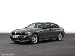 Grau Gebraucht 2024 BMW 320 Limousine | 37.520 € (Fairer Preis)