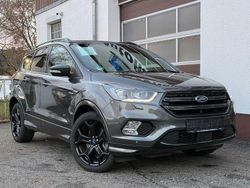 Grau Gebraucht 2019 Ford Kuga ST-Line SUV | 17.990 € (Fairer Preis)