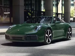 Farbe nach wahl: britishracinggreen Gebraucht 2023 Porsche 911 Targa 4 Sport Cabrio | 165.900 € (Teuer)