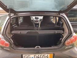 Grau Gebraucht 2011 Toyota Aygo Kleinwagen | 1.500 € (Guter Preis)